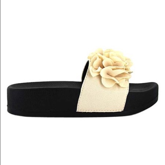 DIDI Seven7 Ruffle Slide - Picture 3 of 3